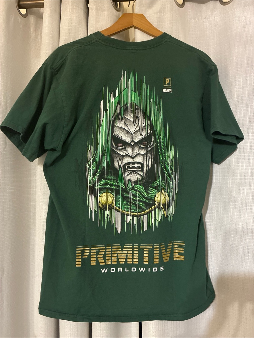 Marvel x Primitive Dr. Doom men’s shirt Dark Green Avengers L
